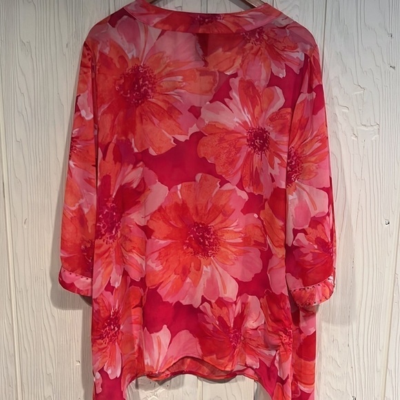 Maggie Barnes Beaded Asymmetrical Long Sleeve Blouse 1X - Picture 10 of 14